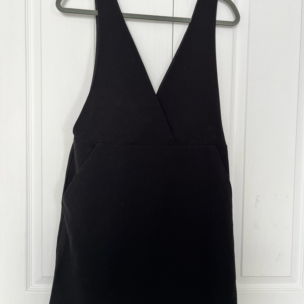 Black Sleeveless Pinafore Dress